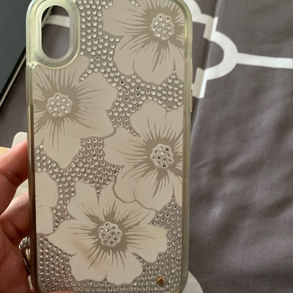 Kate spade IPhone XR case no box used 3 time
